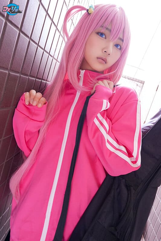 小悪魔痴女という魅せ方で素人カメラマン