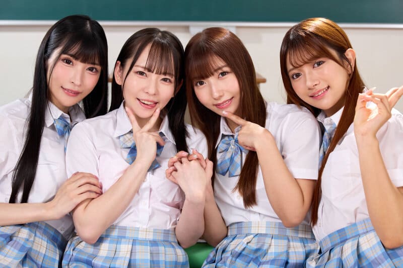 カクテルグラスに注ぎ込まれた精子