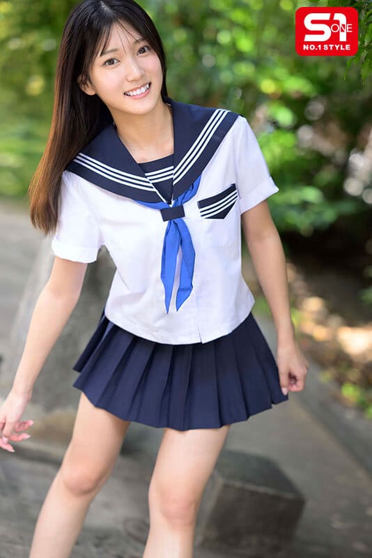 爆乳おっぱいをわざわざ隠す必要