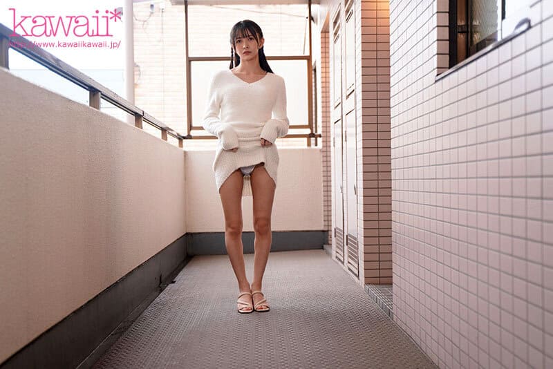 嬢の到着した瞬間からエロ